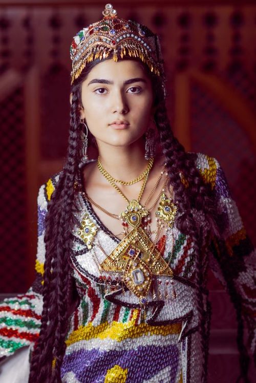 Tajik women2. Photo by Nissor Abdourazakov on 500px