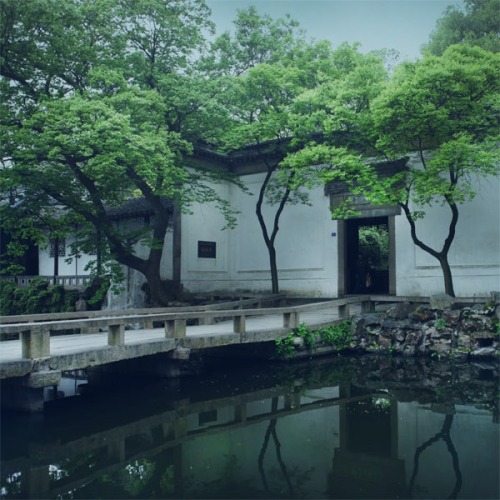 fuckyeahchinesegarden:Chinese garden by 张大水.