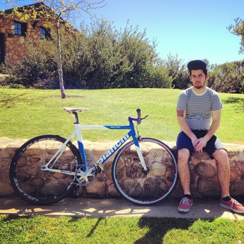 spotamatic: Riding Anthony’s #bianchi today. Such a nice day for a bike ride. #bike #fixedgear #carp