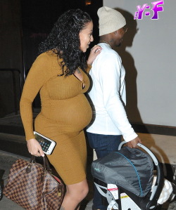 missladylove20:  Ne-Yo & Pregnant Wife