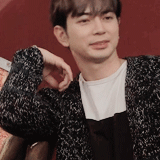 najuntosh: Jun being extra ( 9 / ∞ )  └ accepting defeat