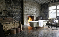 well-swell:  Tub envy  Indeed