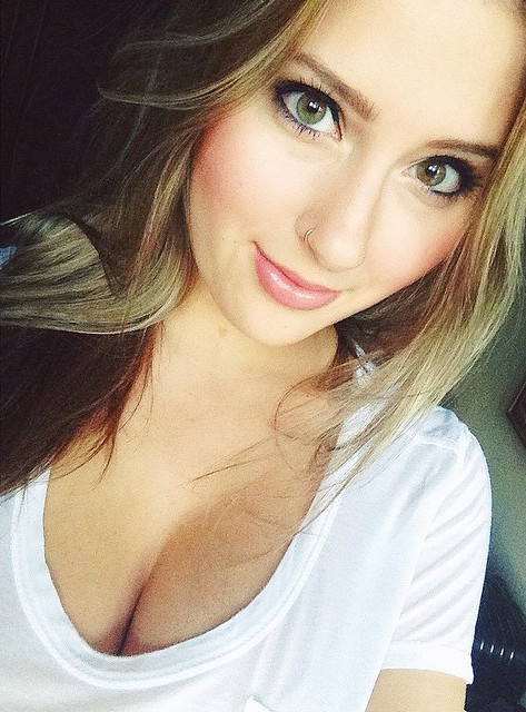 deremotionaleleader:  Claire Abbott