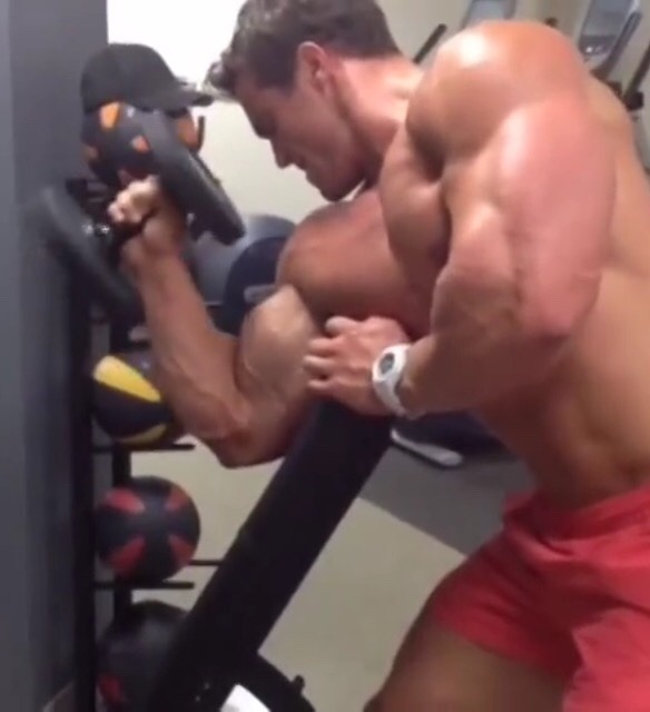 hejira33312:  Calum Von Moger
