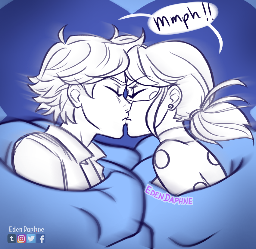 spidey kiss but its cat noir and ladybug  (anyevangeline) : r