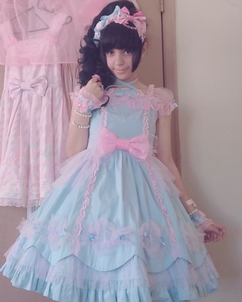 pinkymaggie:Wearing my newest dress, Angelic Pretty’s Candy Fairy OP in sax! I love how comfy 