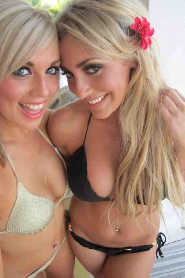 ukglamour:  Self Shot Sunday Hannah Martin and Ashley Emma