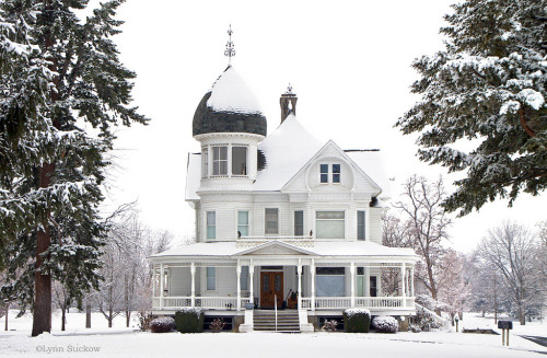 steampunktendencies: Snowy Victorian Houses 3 Snowy Victorian 1 & 2 