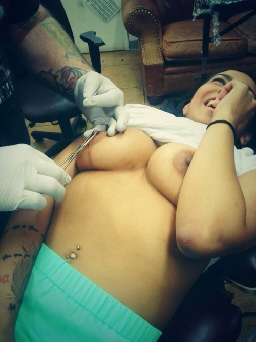 40ozvannyc: Woman up.