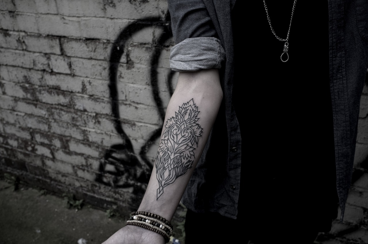 devilsdaughtertattoo:  Tattoo by Alex Bawn Follow more of my work on Instagram @alexbawntattoo