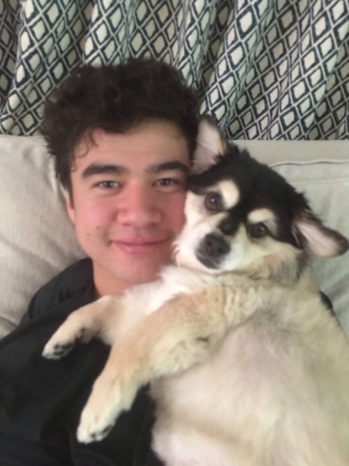 calums-things: Calum and Duke appreciation post. Look at them, they’re so cute together. ♡