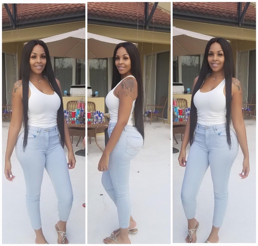 bigpapij9:  Curves for Days…