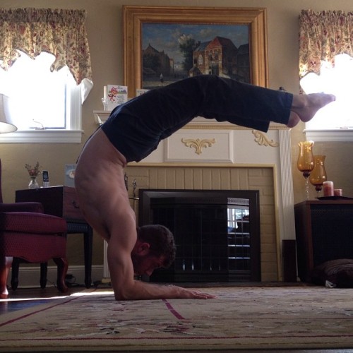 tapthatguy-x-version:  YOGA BITCH.