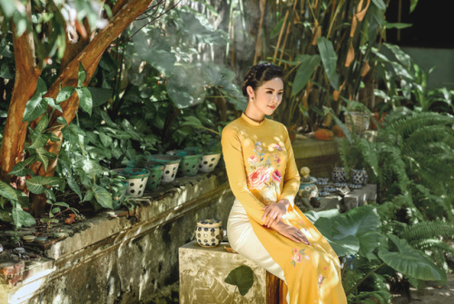 hoatuoi: Bridal áo dài by Ngọc HânMUA: Fa NguyễnPhoto: Panda