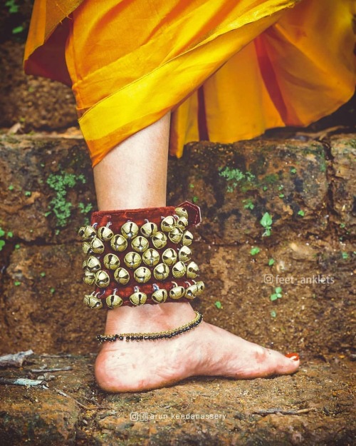 Chilanka Anklets Love . . Click @__a_knd_clicks_ . . #photographylovers #photooftheday #photograph