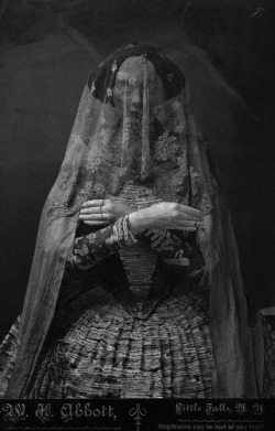 Thenightwhisperer:  Storydress Ii  &Amp;Ldquo;Storydress Ii Is A Series Of Photographs