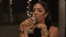 Me @ Julie Plec When I Actually Really Enjoyed The Show 