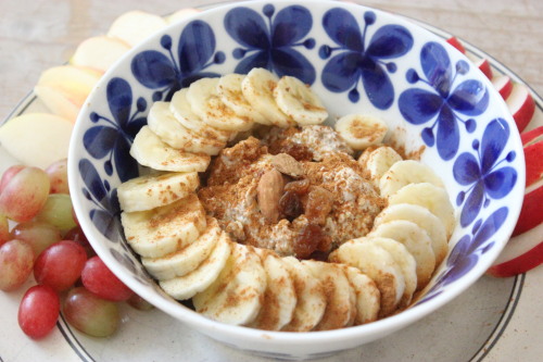 whenspeakingofavegan:  Breakfast: raw-buckwheat porridge made of: sprouted buckwheat, sprouted sunflower seeds & walnuts and 1 chopped fig. Topped with banana, cinnamon, coconut sugar, almonds and raisins.! Sweet mornings!  