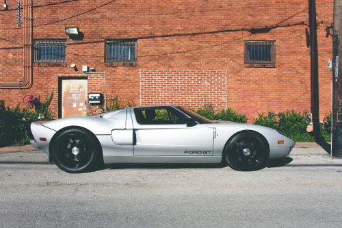 XXX zaubererr:  Ford GT photo