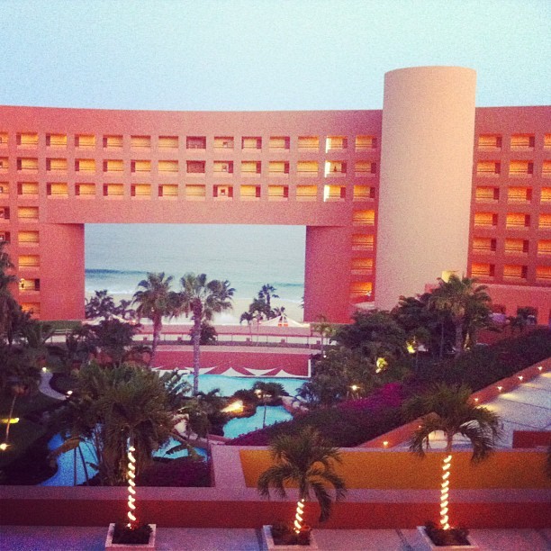 rhythmandrunway:  Now that my meltdown is over #hotelswitch (at The Westin Resort