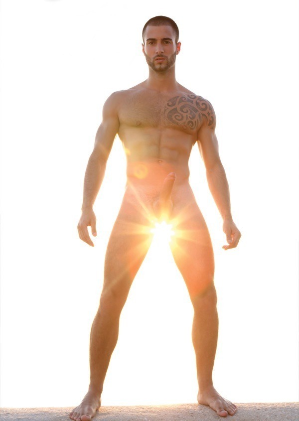 hotgaymales:  sacs4men:  Let the sunshine in.  Summertime! ☀️☀️☀️☀️☀️