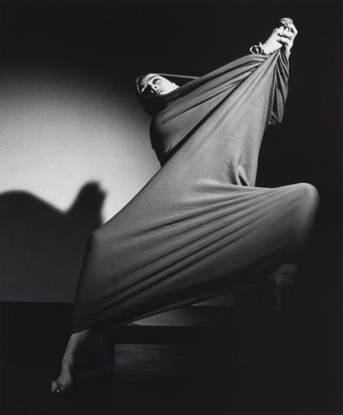 Barbara Morgan described the performance “Lamentation” by Martha Graham as a “dance of s