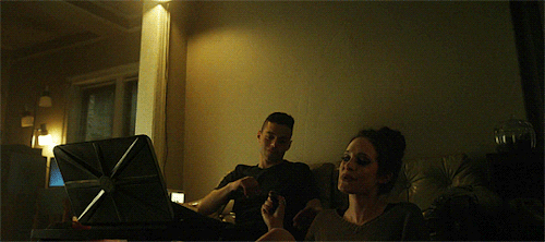 ramimalek:Please, hang out with me tonight. For real, I need this.