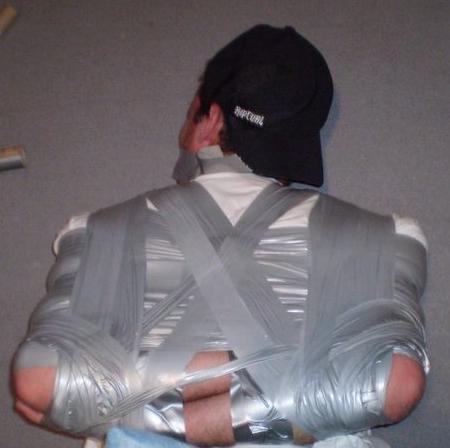 fuckyeahmalefeet:  Bronapping 101 - There’s no such thing as too much duct tape