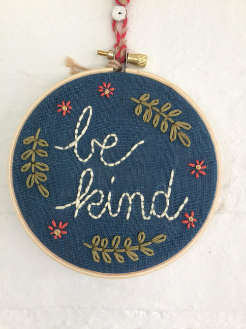 &ldquo;Be Kind&rdquo; Embroidery Hoop //WalnutandLaurel