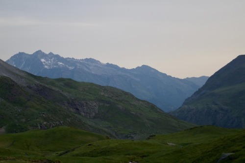 highways-are-liminal-spaces: Early morning in the Cirque du Troumouse in the French PyreneesJune 201