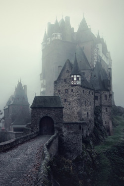 Mstrkrftz:  The Dark Stronghold By Kilian Schönberger  Burg Eltz, Germany