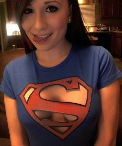 Hot Chicks In Superman Shirts