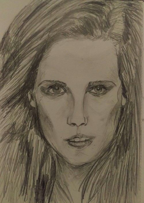 herebealiens:Kristen Stewart. I don’t even like Twilight. Have I been making… *gasp* Twilight Fanart
