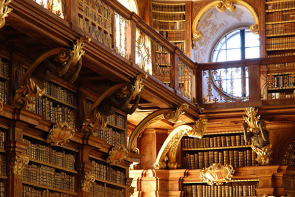 arpeggia:  Libraries in Austria Photo by Christoph Seelbach Click on each image to