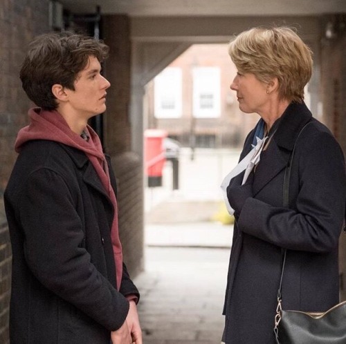 New still of Fionn Whitehead and Emma Thompson in The Children Act.