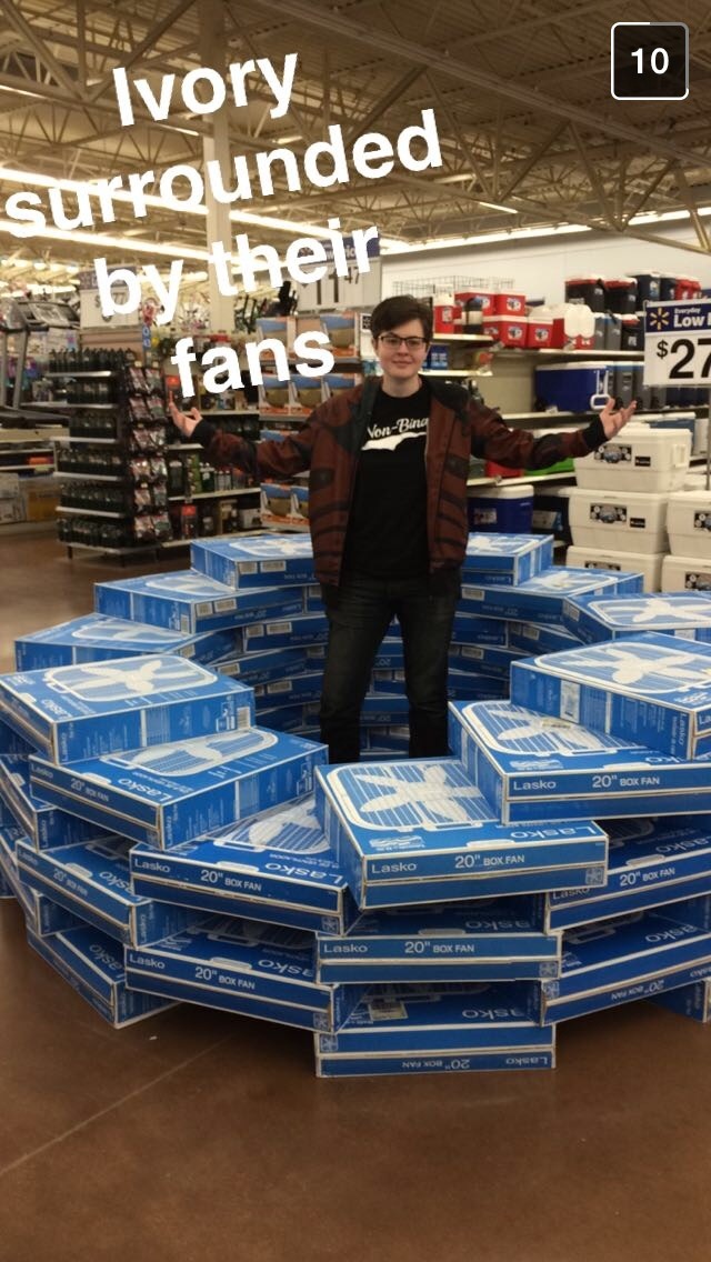 theivorytowercrumbles:  while late night project shopping