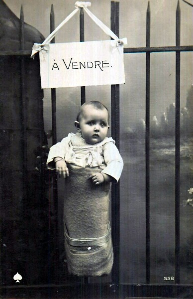 Bébés à vendre.