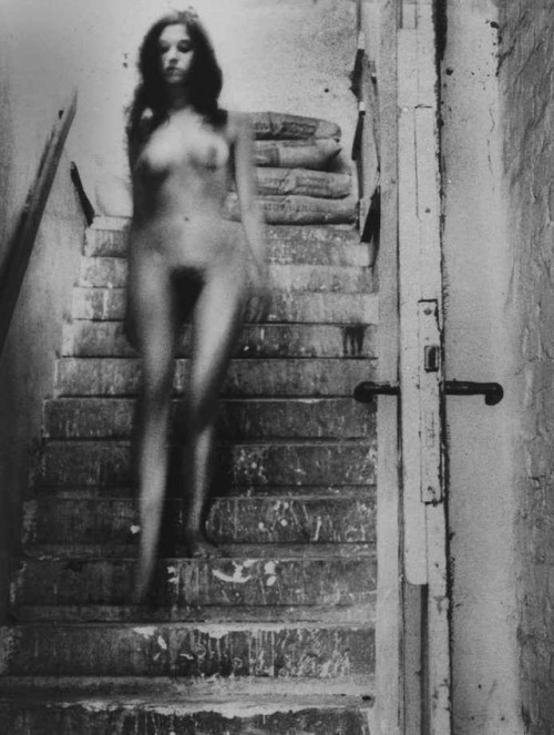 regardintemporel:Karin Székessy - Joanna auf der Treppe, 1969