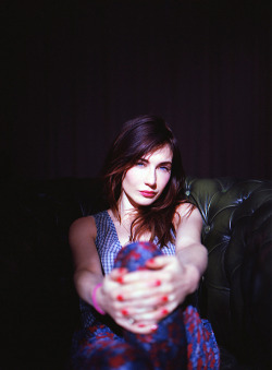 shadowcats:  Carice van Houten by Justin