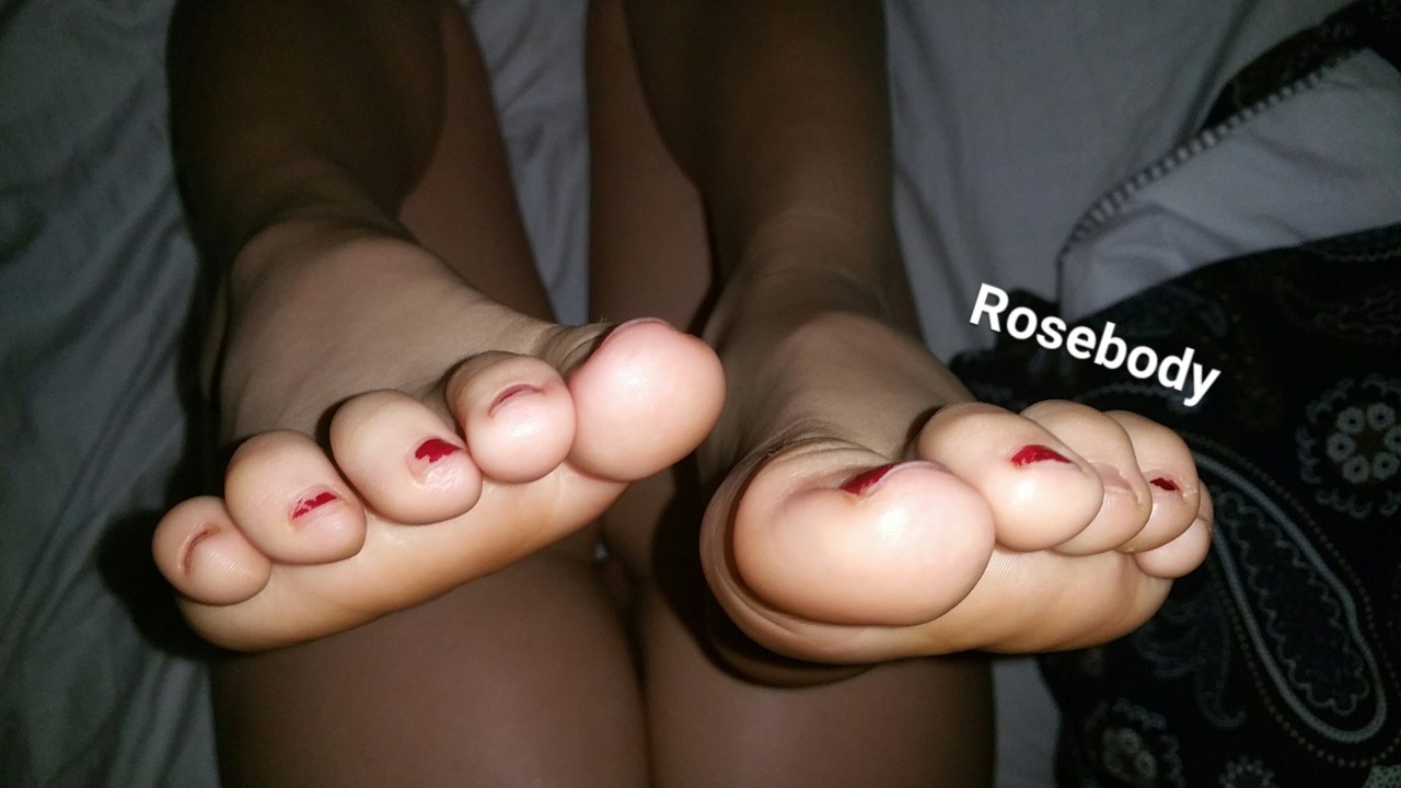 instafeet:  me @rosebody 😇