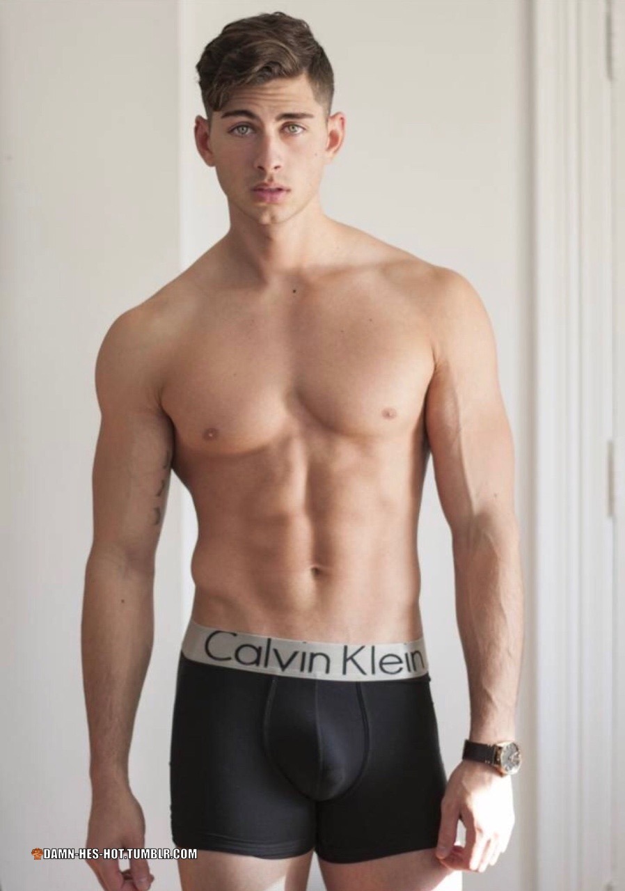 damn-hes-hot:  DAMN HE’S HOT! Follow for daily pics of hot men - https://damn-hes-hot.tumblr.com/