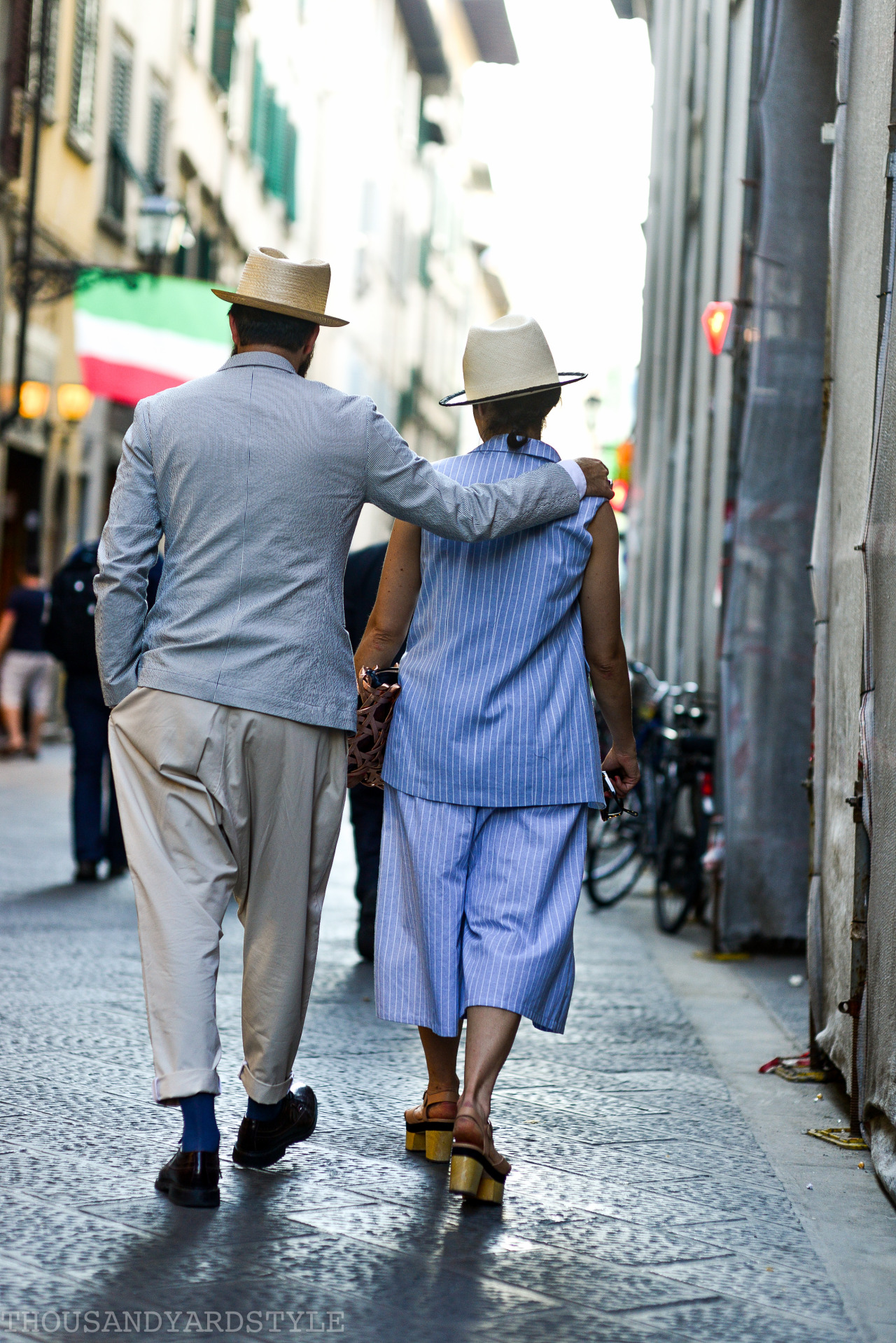 Couples of…Florence, a place to hang your hat… what more do you need