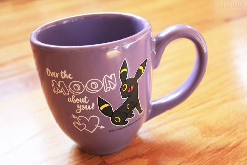 mypokemonranch:Espeon &amp; Umbreon Valentine’s Day Mugs from the Pokémon Center. (