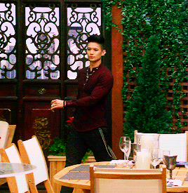 malecshappiness:   FAVOURITE MAGNUS’ LOOKS IN 2A (as voted by my followers): #5