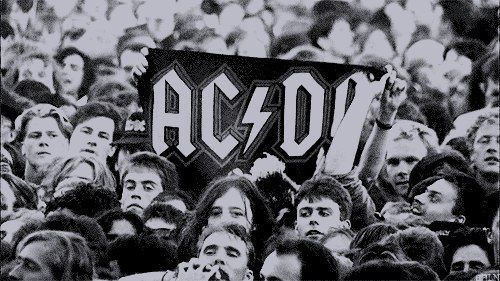 itsantikutefromhell:  \m/ en We Heart It. http://weheartit.com/entry/84631393/via/emao