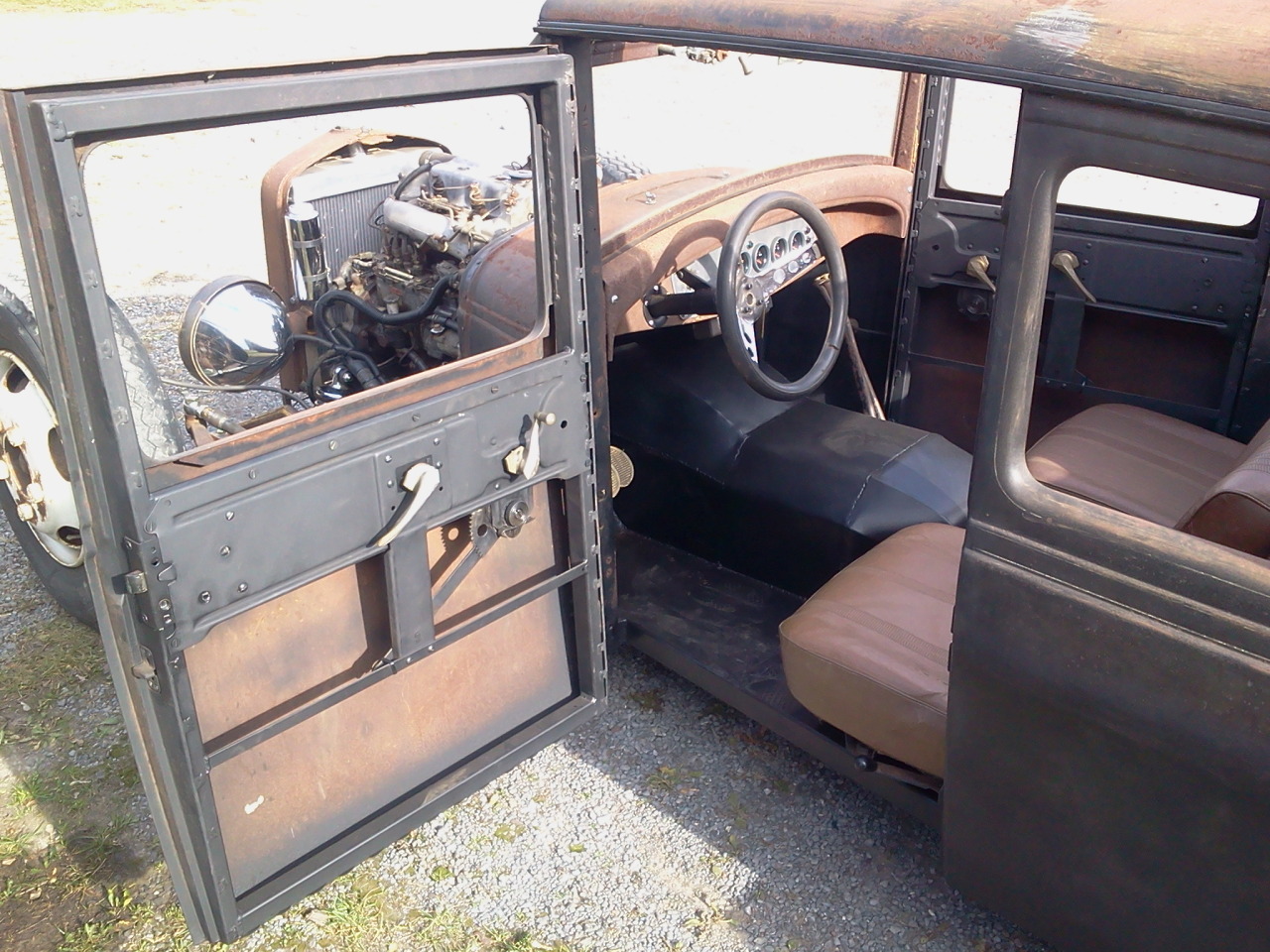 theonomics: I built this one from a 1931 huppmobile, used a 3.9 nissan ud diesel