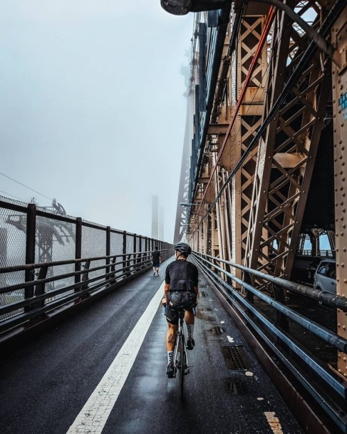 idifm: More rain . . . . . . . #teampixel #vscocam #nyc #cycling #training #rain #roadslikethese #op