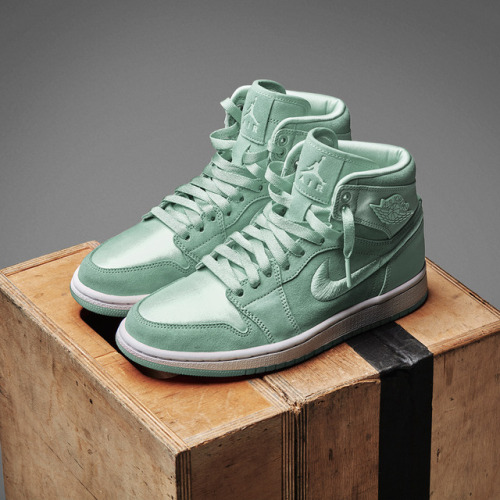 unstablefragments2:  Air Jordan 1 “Season Of Her” Pack