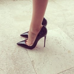 FirstClassHighHeels