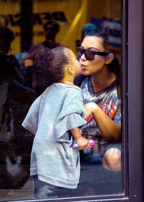 jumexpeachnectar:  gymhoe:  kickinitwithkatiki:  The many faces of North West- 9/7